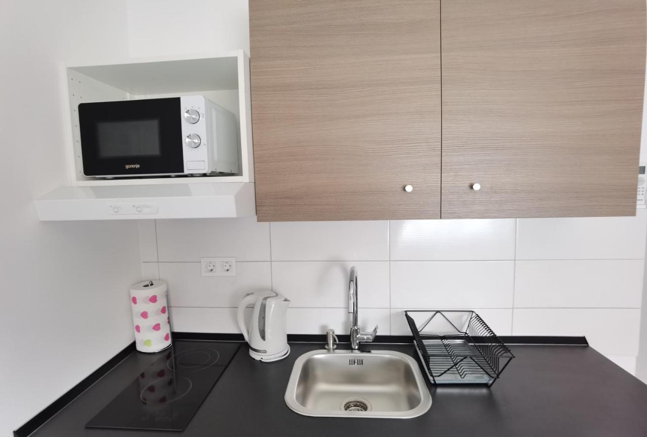 Apartmani Karlo ซาเกร็บ ภายนอก รูปภาพ