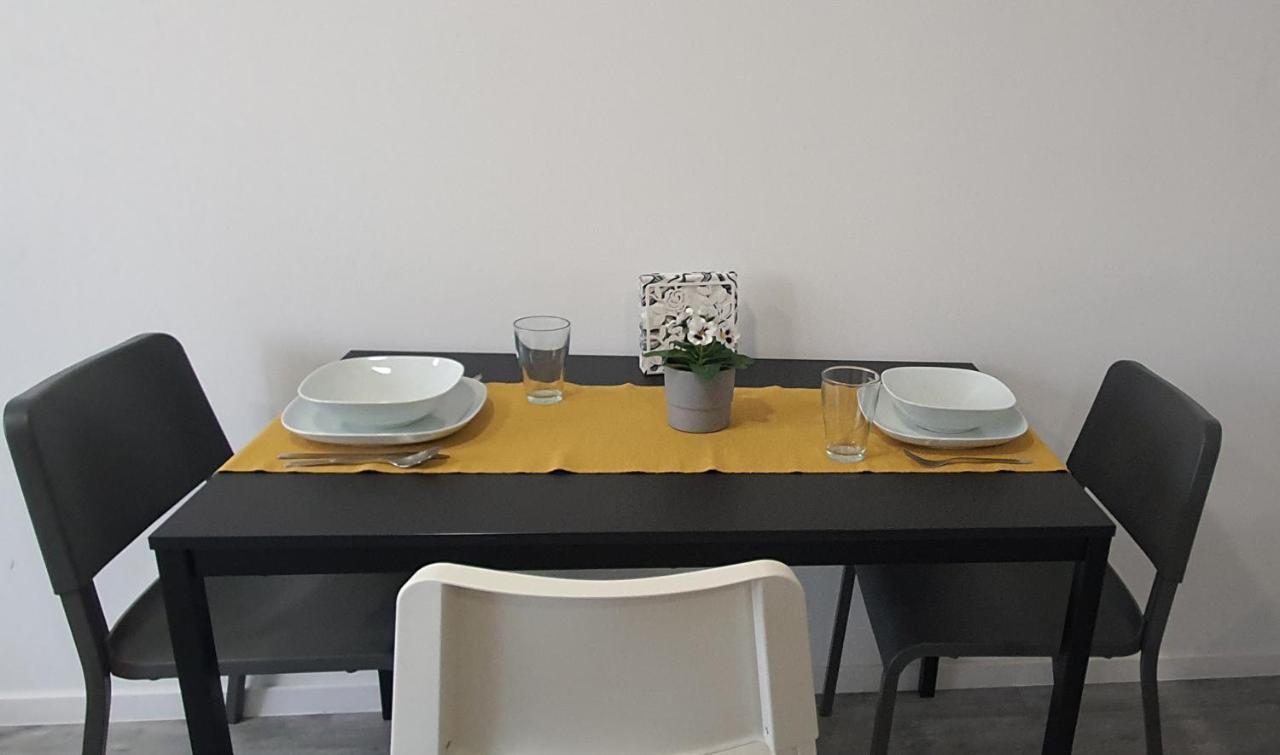 Apartmani Karlo ซาเกร็บ ภายนอก รูปภาพ