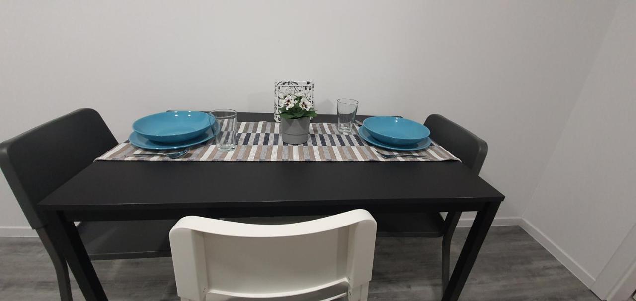 Apartmani Karlo ซาเกร็บ ภายนอก รูปภาพ